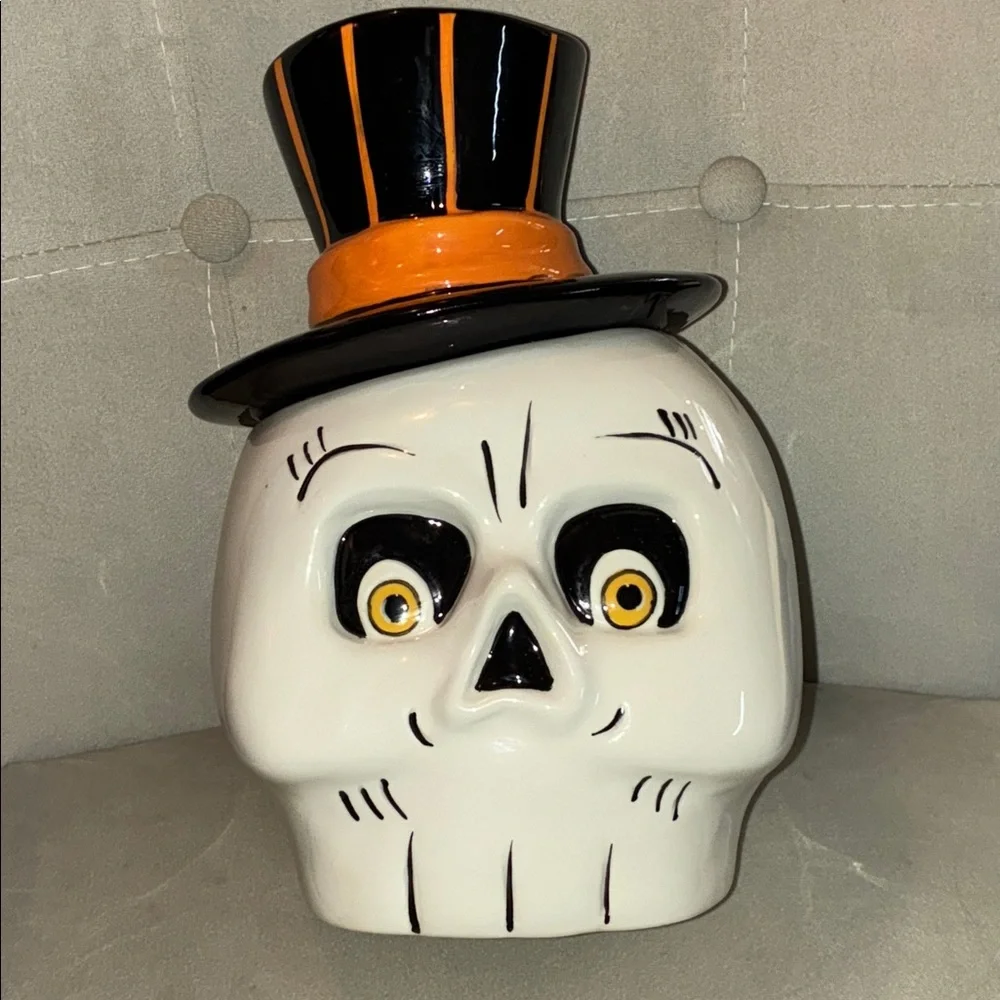Skeleton W/ Top hat cookie jar